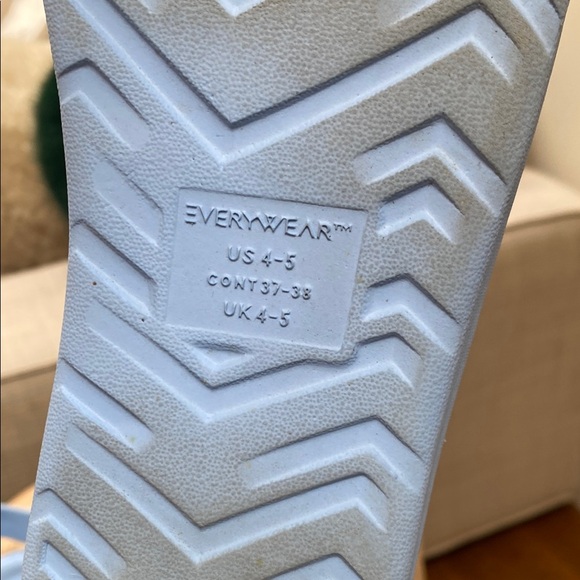 Totes Slip-On Clogs - Picture 4 of 5